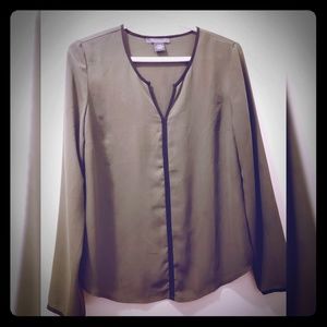 Chic Blouse
